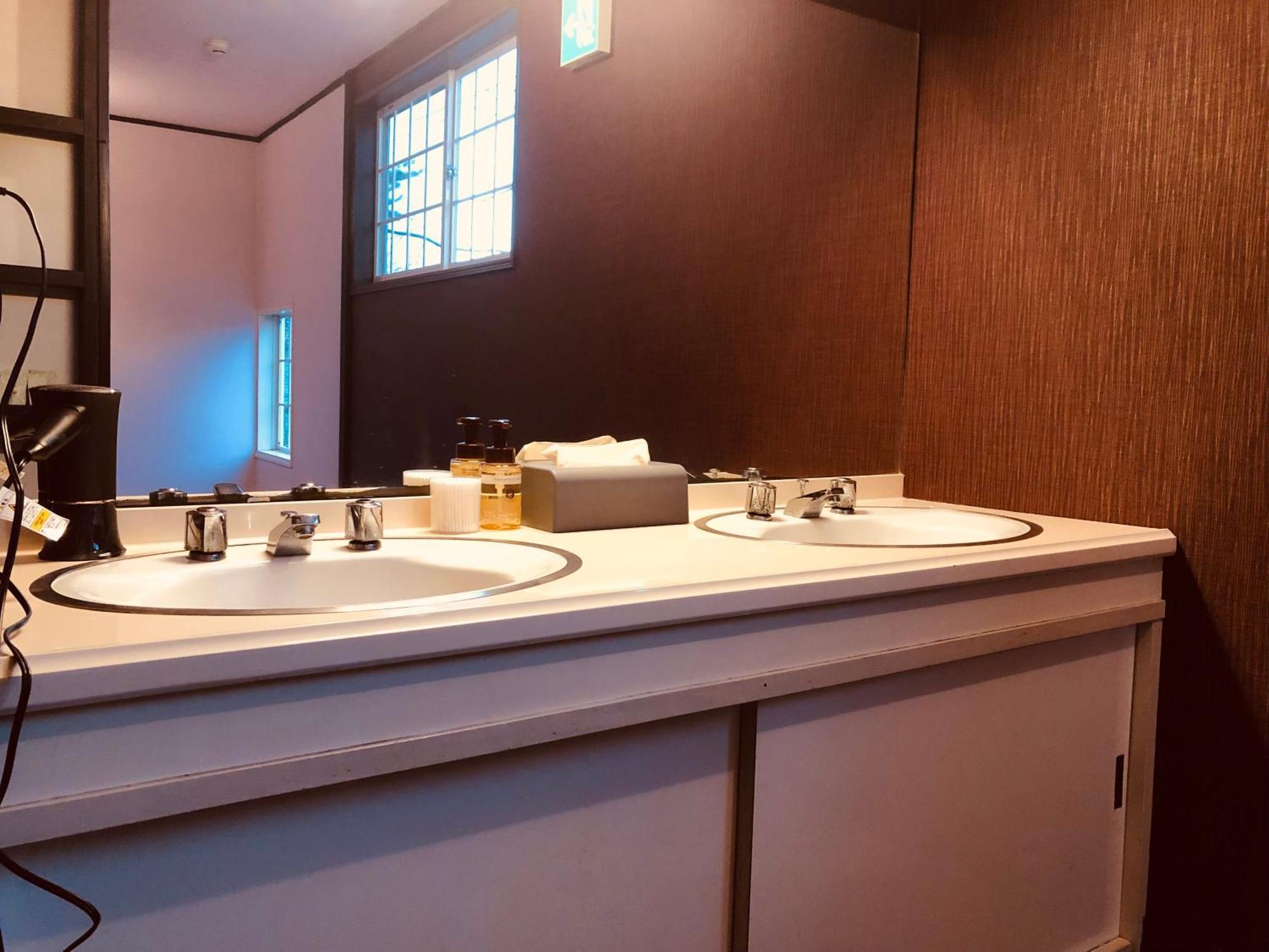 Buna Kusatsu Onsen Inn Dış mekan fotoğraf